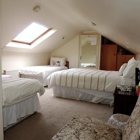 Bed & Breakfast Kajon House