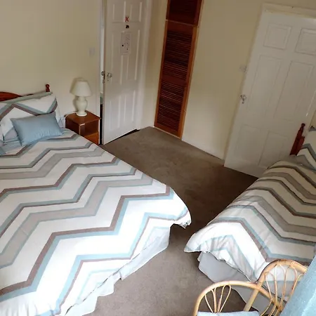 Bed & Breakfast Kajon House