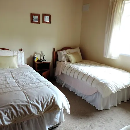 Kajon House Bed & Breakfast